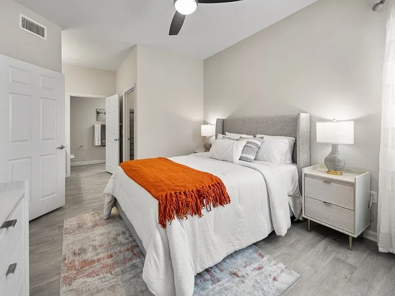 Delray Bay Apartments — Photo 21