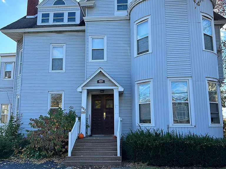 403 Oak St #3 — Photo 47
