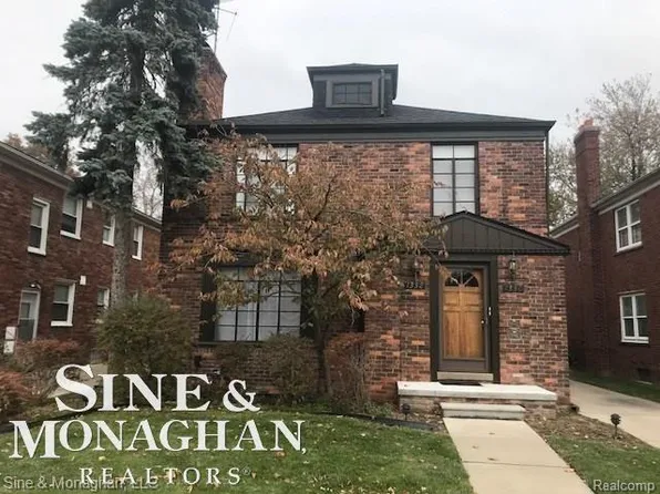 1332 Somerset Ave, Grosse Pointe Park, MI 48230