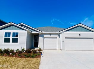 3225 Lago Vista Dr, Green Cove Springs, FL 32043