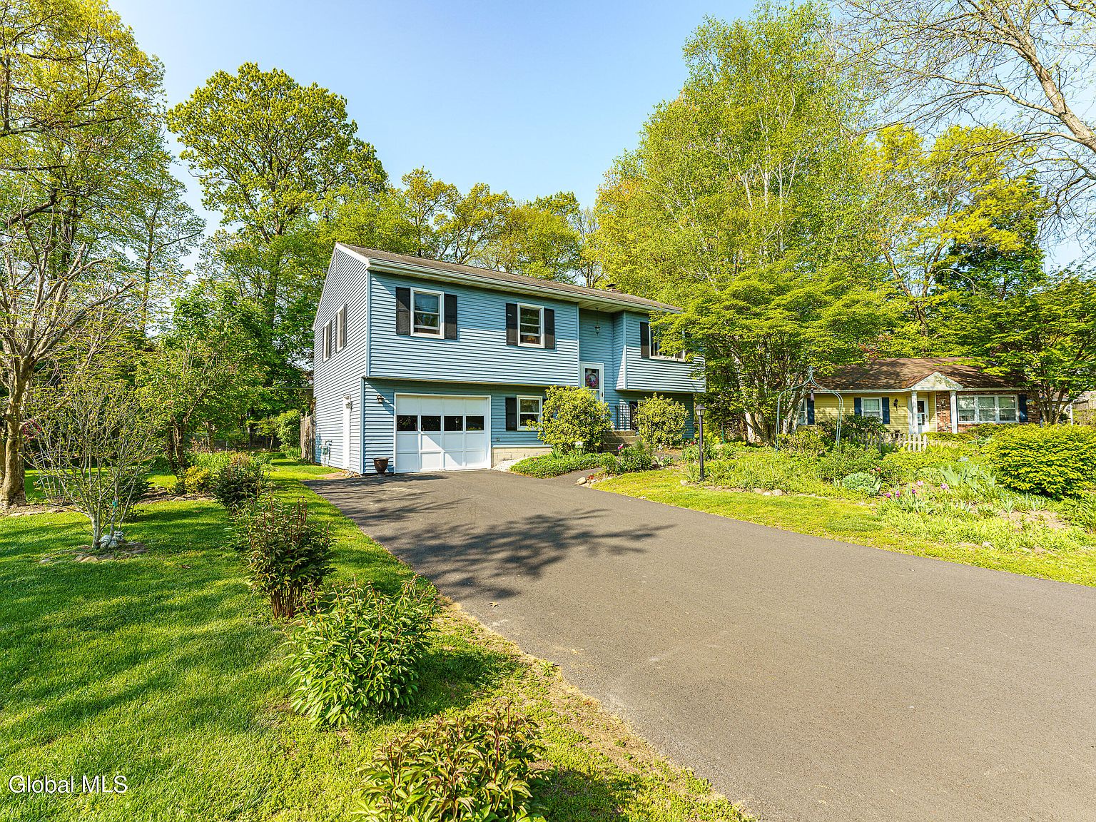 12 Valley View Drive, Glenmont, NY 12077 Zillow