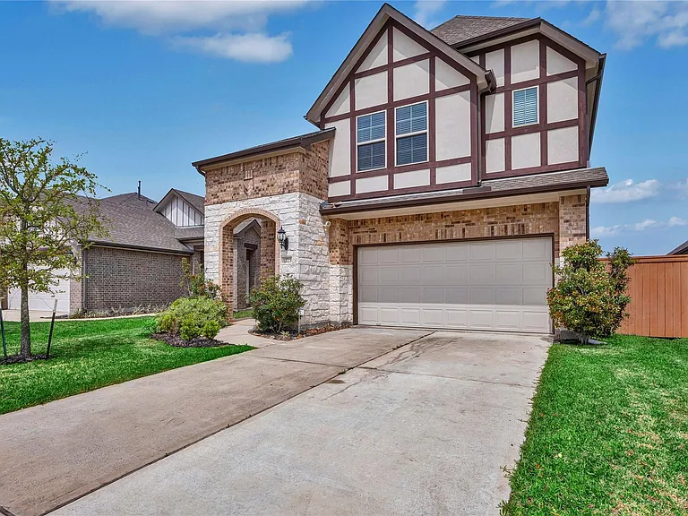12723 Gallowhill Dr — Photo 1