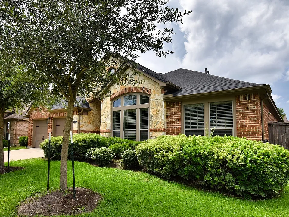 13611 Summer Cloud Ln