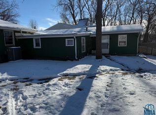 2839 S Saint Aubin St, Sioux City, IA 51106