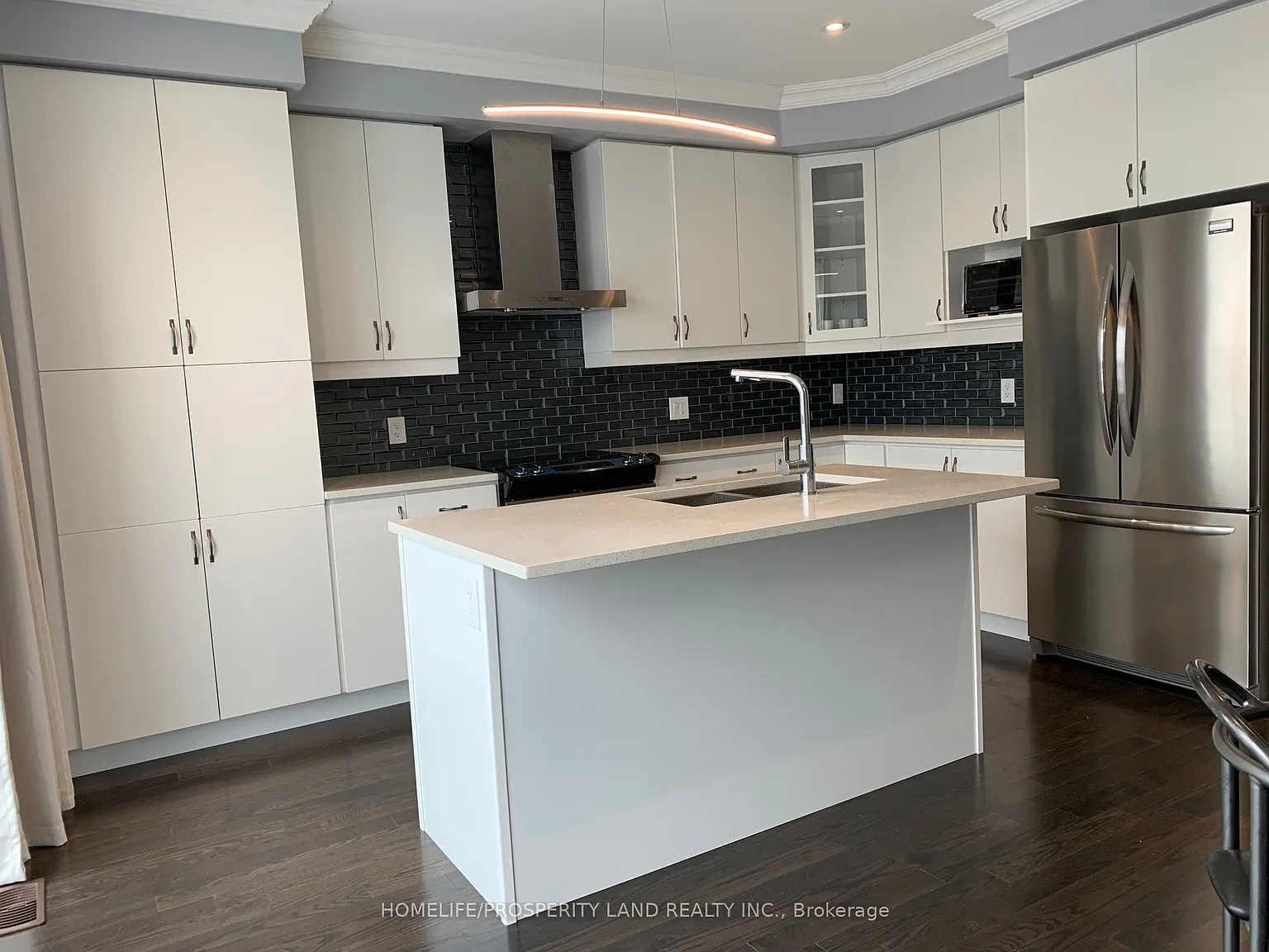 3 bed, $3,700 — Photo 3