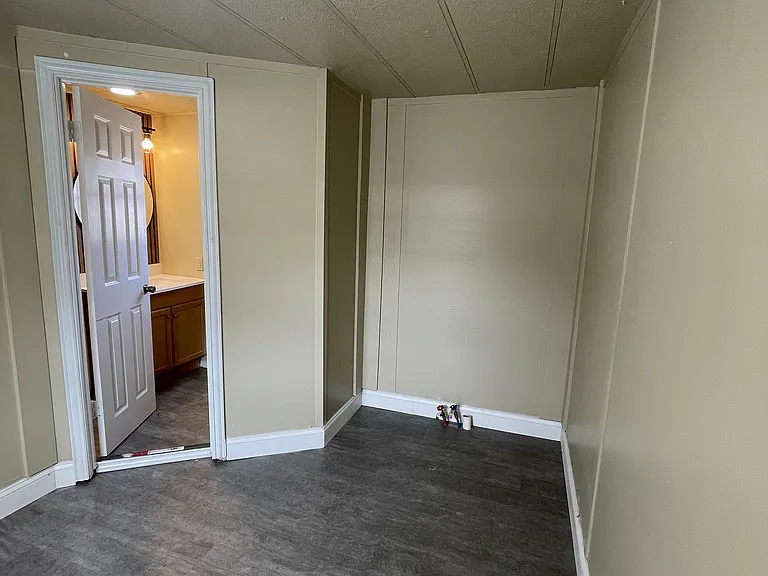 2715 Woodlawn Blvd — Photo 21