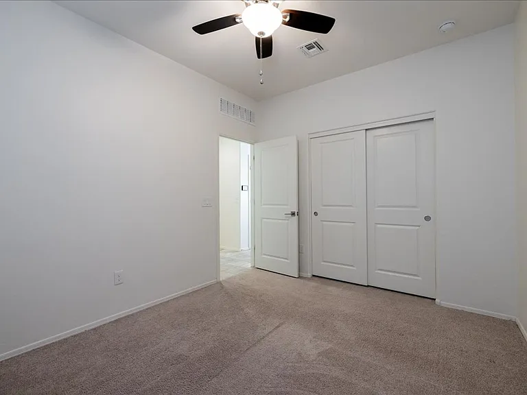 7453 S Via Plaza Del Maya — Photo 16