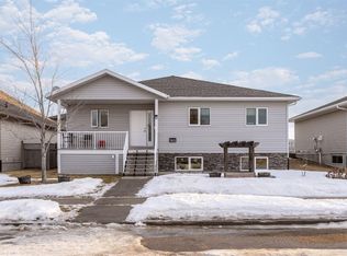 7601 N 41st Ave, Camrose, AB T4V4C7