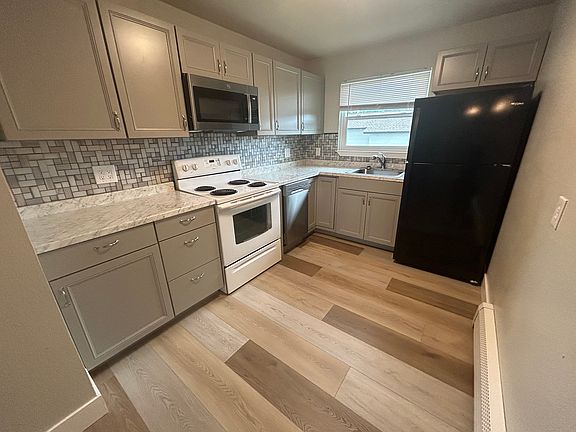 4th image of 1515 Ashberry Ct APT 6