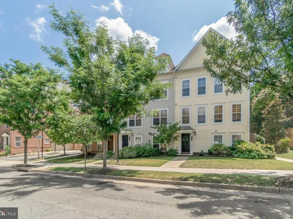 3911 Old Dominion Blvd, Alexandria, VA 22305