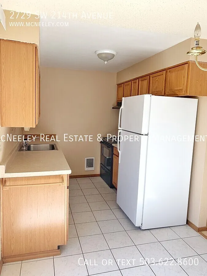 Aloha Living at Its Finest! Top-Floor 2BR Gem Just Steps from Shops! — Photo 4