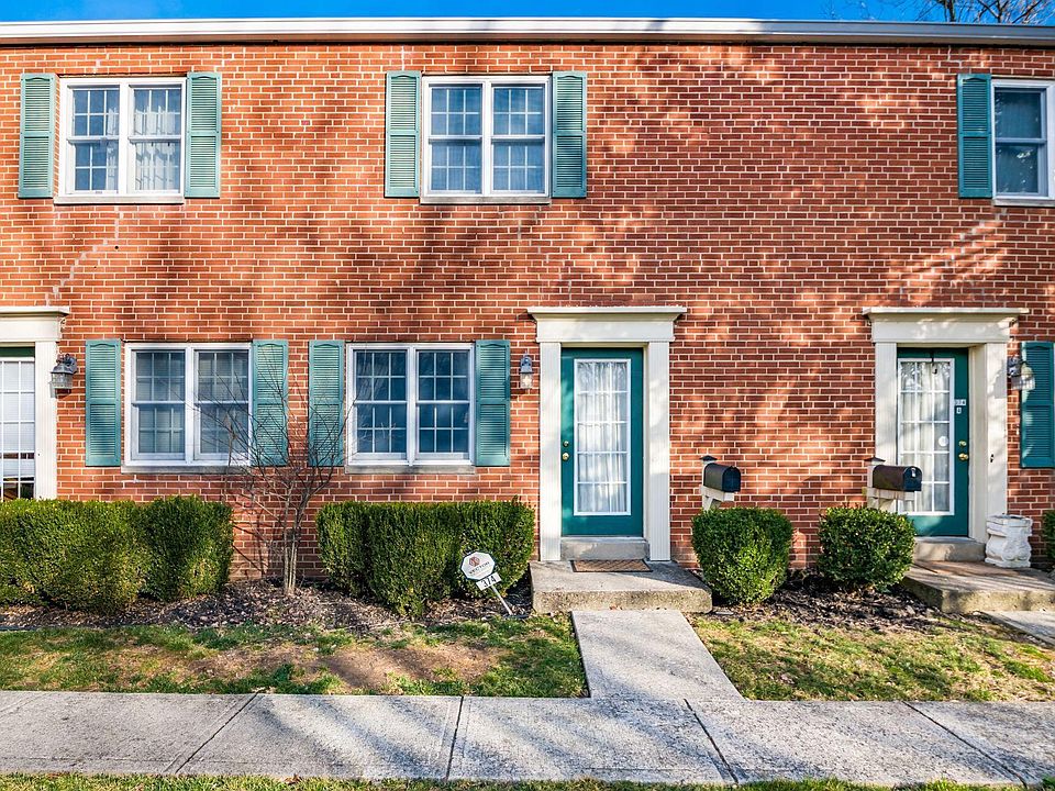 1st image of 374 Parkview Dr APT B
