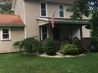 978 E Maitland Ln, New Castle, PA 16105
