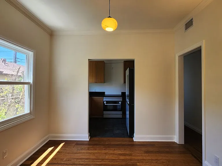 223 N Cordova St #1 — Photo 9
