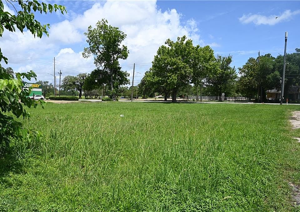 2nd image of 1405 Springhill Trce Lot 3