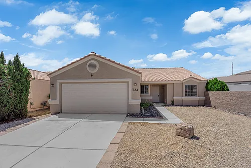 724 Zalataia Way Photo 1