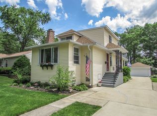 107 S Princeton Ave, Villa Park, IL