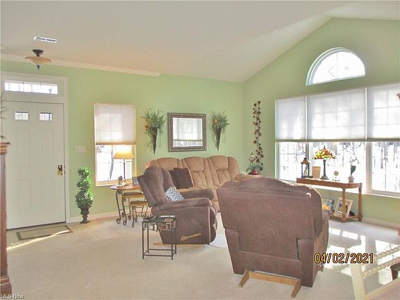 2nd image of 21 Hunters Woods Blvd #B