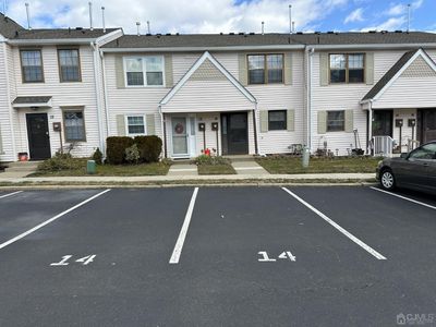 14 King Charles Ct, Englishtown, NJ, 07726