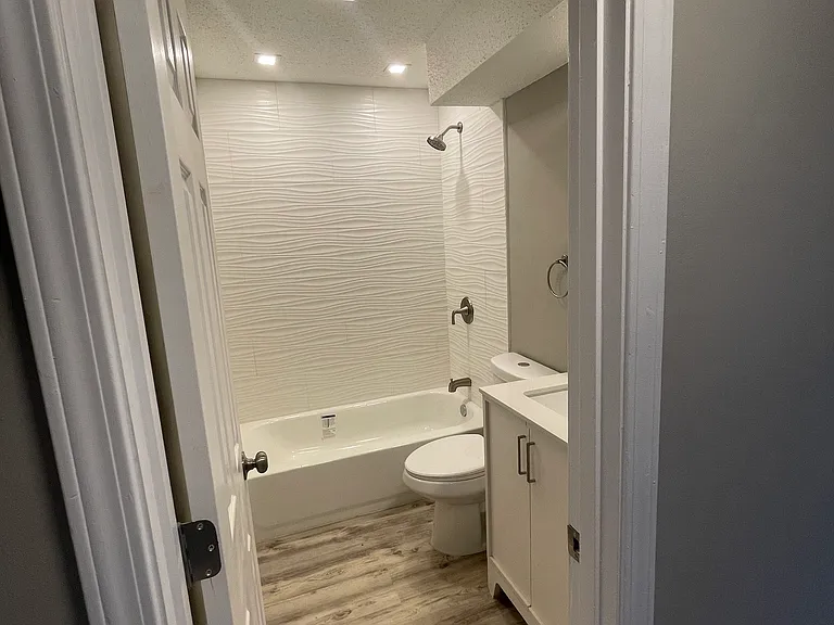 1015 N Jan Mar Dr — Photo 11