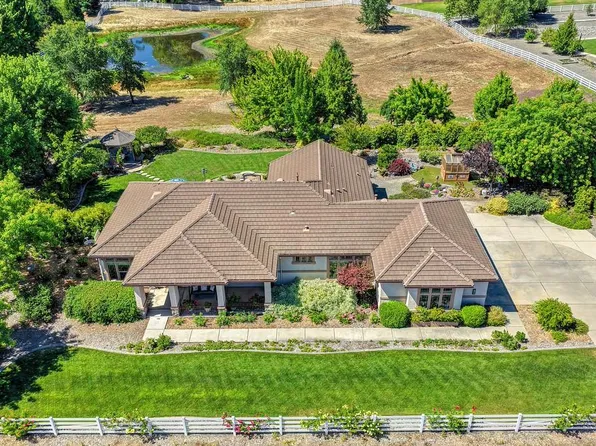 11880 Gidaro Dr, Elk Grove, CA 95624