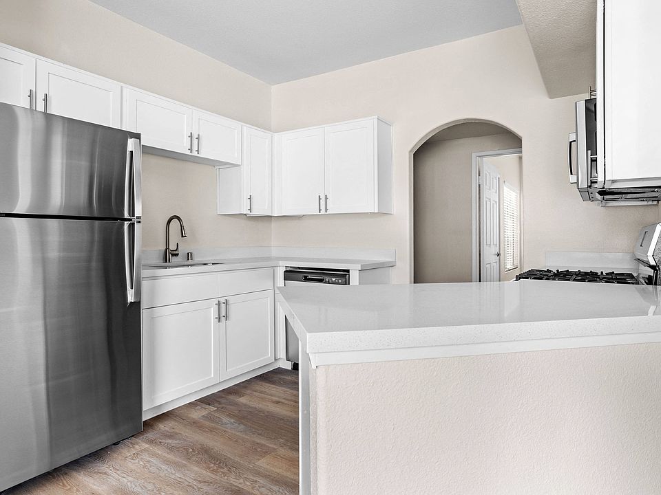 Kitchen 1 Bedroom/1 Bath Floorplan