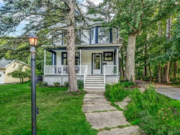 844 Main St, East Aurora, NY 14052