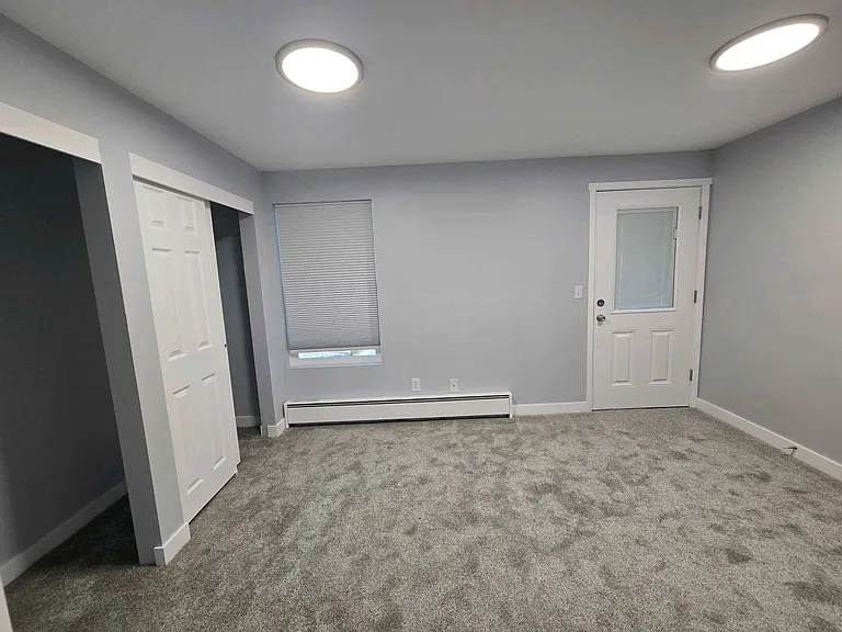 3161 N Shore Dr SE — Photo 10