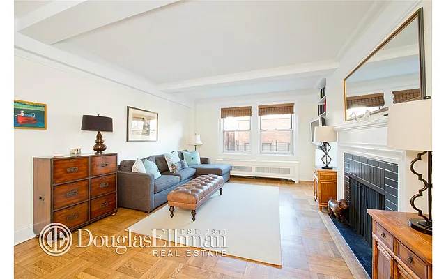 Sold by Douglas Elliman | media 15