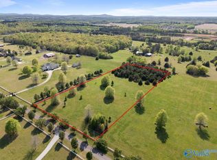 597 Beth Rd, New Market, AL 35761