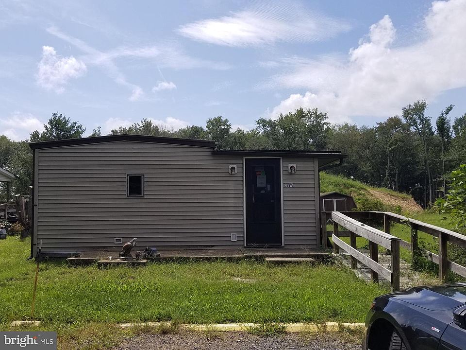 2nd image of 32816 Holly Pines Dr