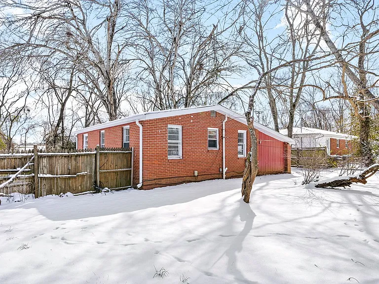 3 Garth Dr — Photo 23