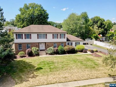 8 Torbet Dr, Wayne, NJ, 07470