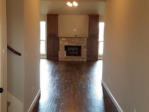 4th image of 10402 S 229th East Ave