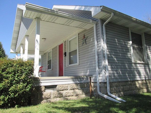2nd image of 1810 S Webster St