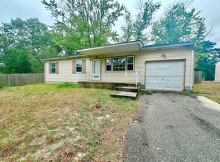 37 Silver Bay Rd, Toms River, NJ 08753