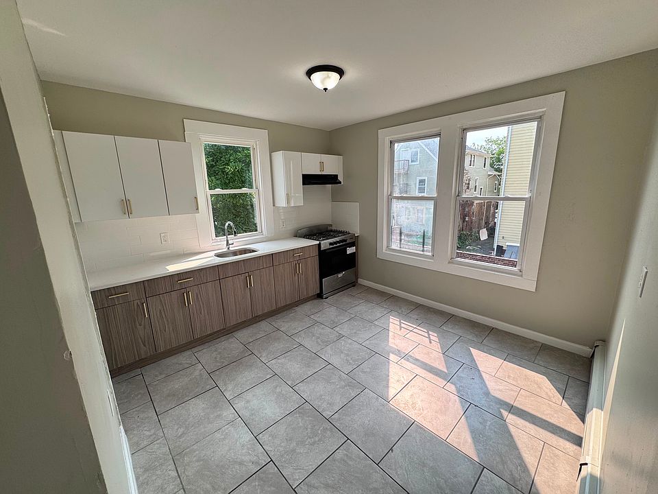 1st image of 27-29 N Munn Ave #G2
