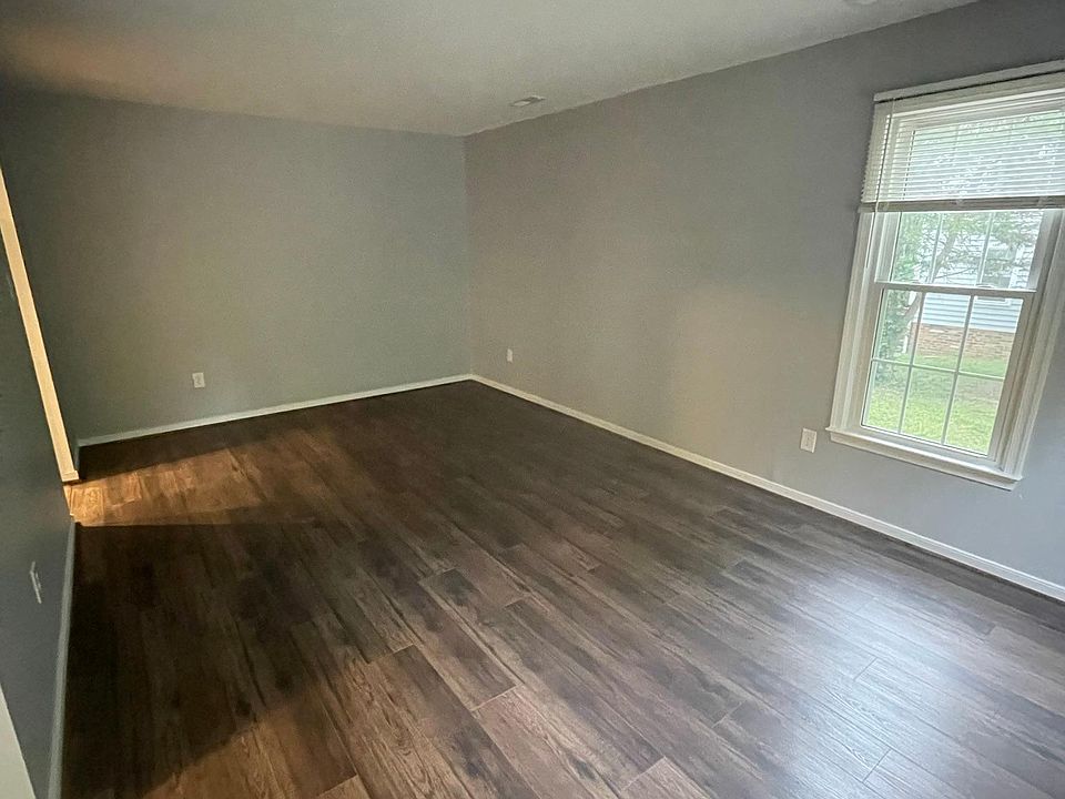 Living/Dining 1