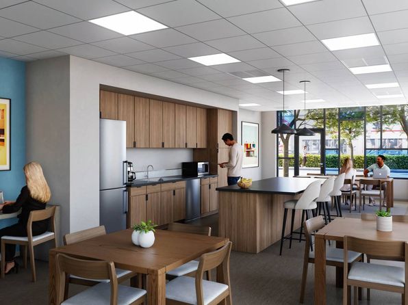 2450 Long Beach Blvd #2-204