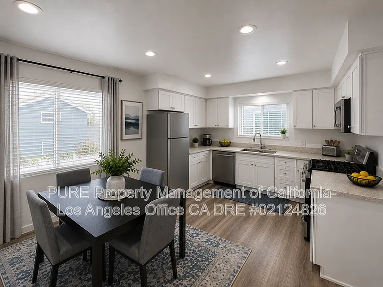 3839 W 182nd St — Photo 2