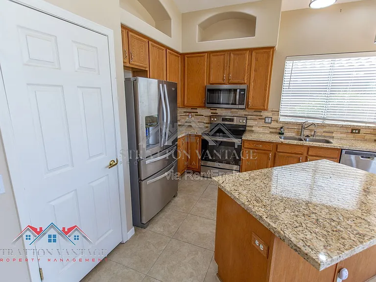 6152 W Irma Ln — Photo 20