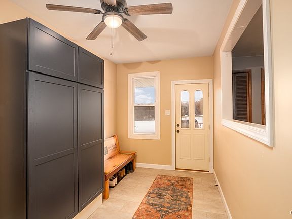 4th image of 2685 Sulphur Springs Rd