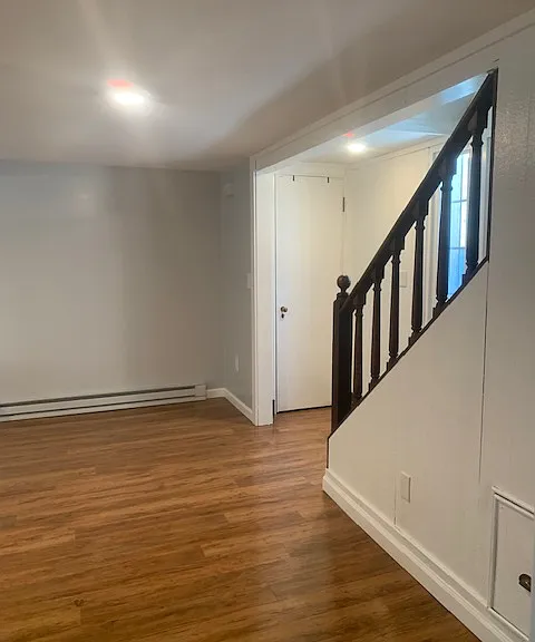 544 Providence St — Photo 12