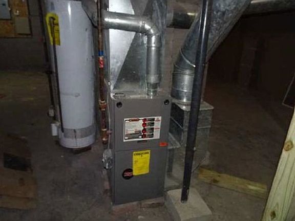 5th image of 32 Dresden St