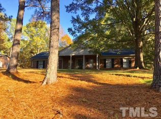 2153 N Woodland Rd, Henderson, NC 27536