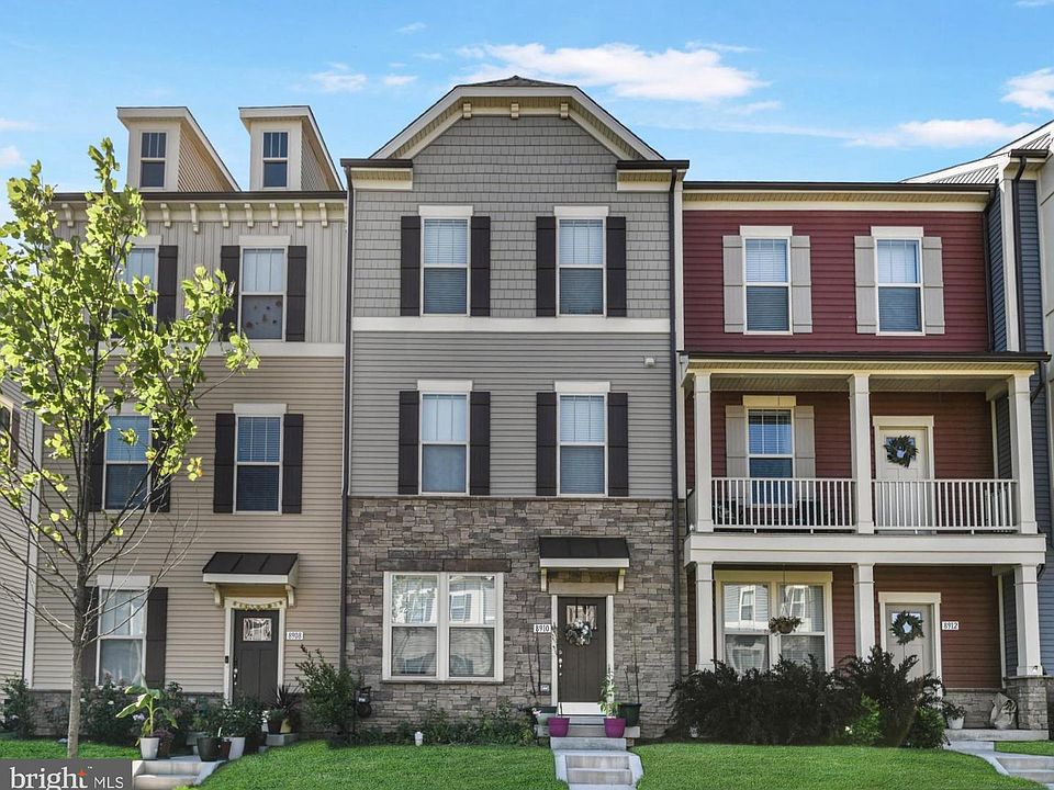 1st image of 8910 Shady Pines Dr