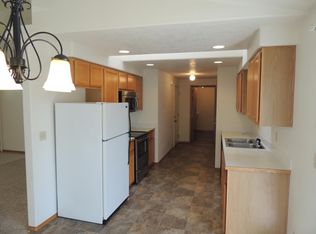 740 Pond Ln, Eugene, OR 97401