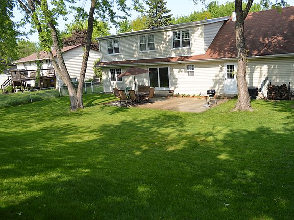 2nd image of 1130 Concord Ln