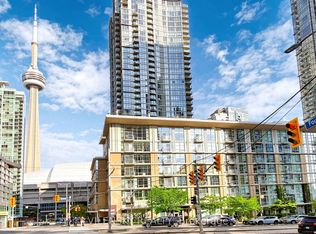 9 Spadina Ave #215, Toronto, ON M5V 3V5