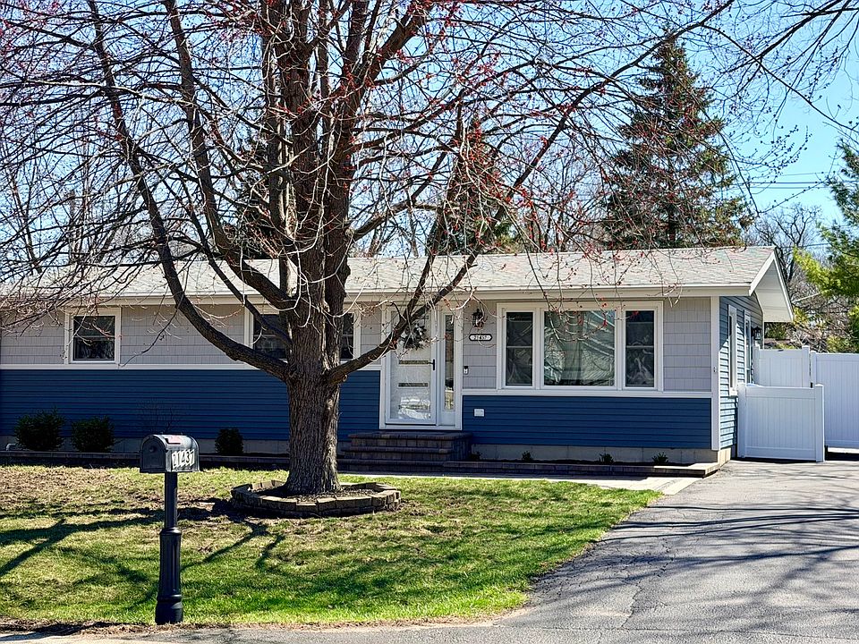 1st image of 21437 W Engle Dr